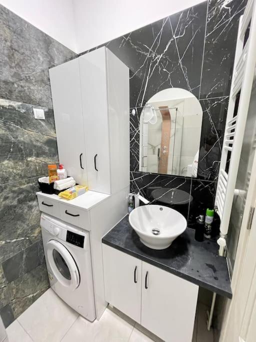 Apartament In Centrul Istoric ออราแด ภายนอก รูปภาพ